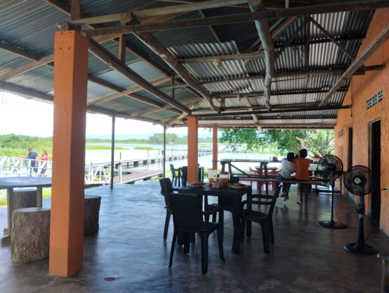 WhatsApp Image 2025 03 12 at 2.04.20 PM 1 Laura Valenzuela 768x578