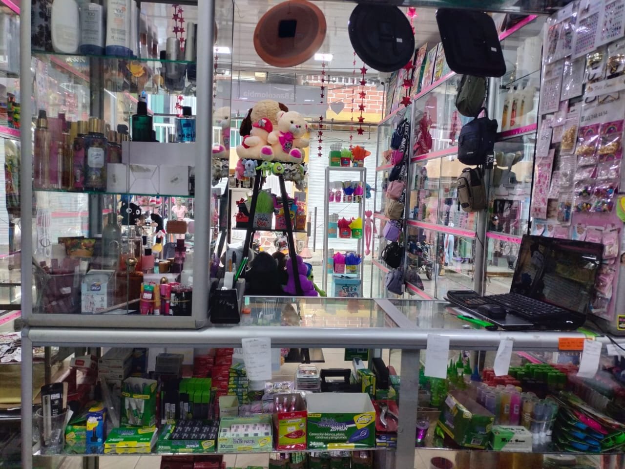 P. CAPRICHOS FOTO 3 Fernanda Lorena Betancur Arias