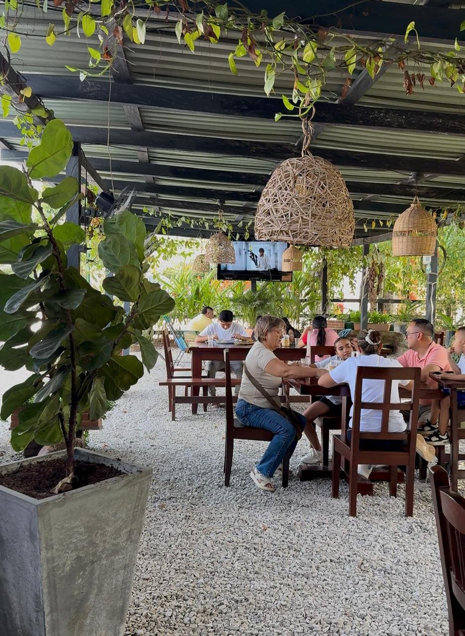 WhatsApp Image 2025 03 25 at 4.29.22 PM adrifloca79@hotmail.com