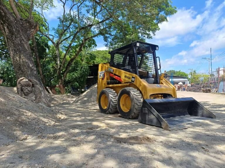 Retroescabadora Afiliados 768x576