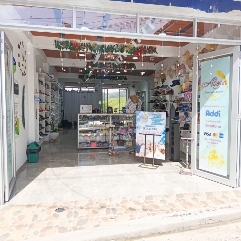 WhatsApp Image 2024 12 11 at 1.48.27 PM Florys Santamaria Gonzalez 768x768