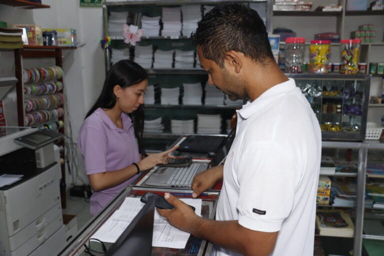 PAPELERIA MECHAS 3 Afiliados 768x512