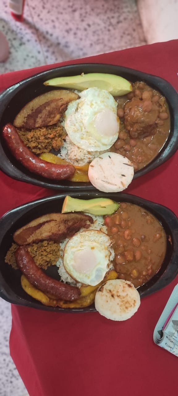 RESTAURANTE CENTRAL DE VICTORIA 6 Afiliados