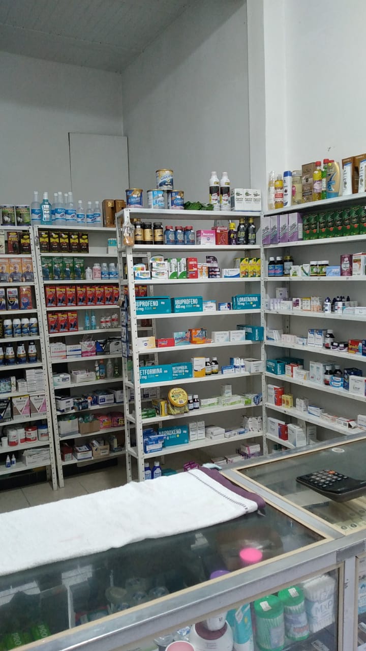 DROGUERIA FOTO 3 Fernanda Lorena Betancur Arias