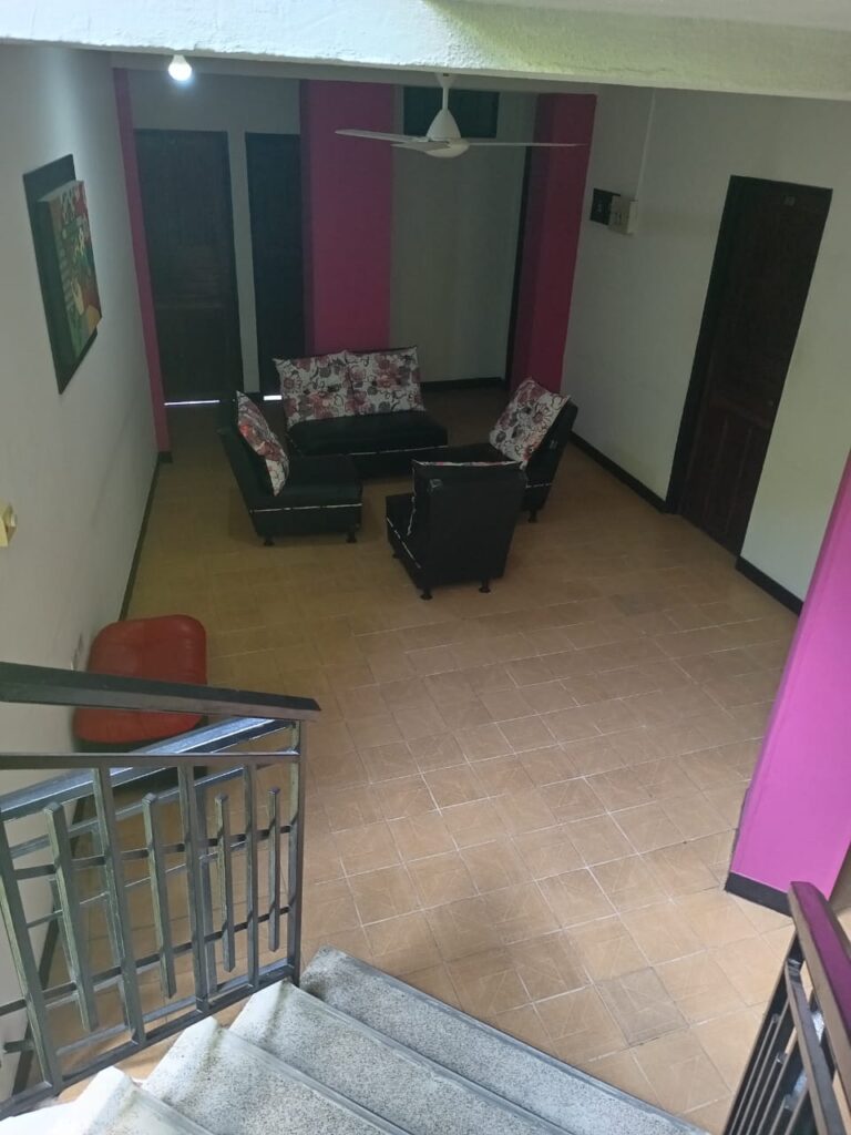 WhatsApp Image 2026 03 03 at 6.26.26 PM Estaciones de Trabajo 768x1024